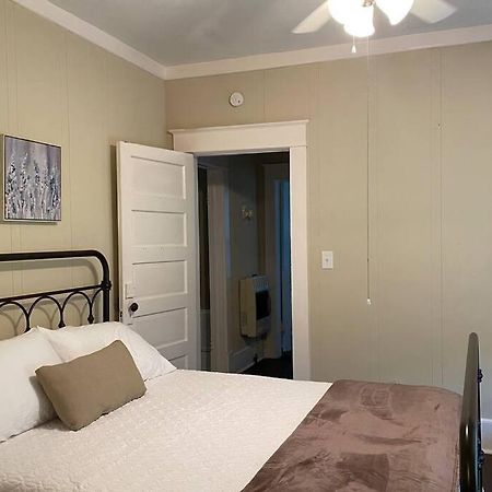 Mill Cottage Tupelo Bagian luar foto